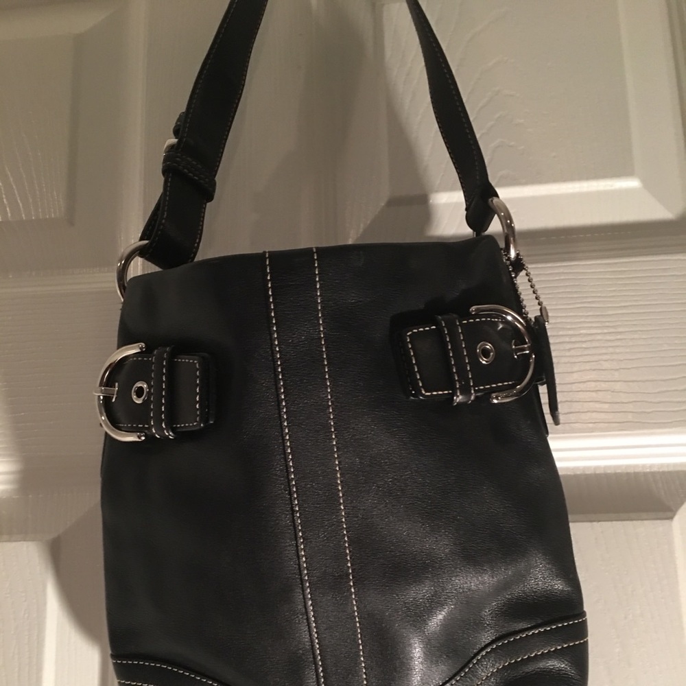 COACH Handbag - Black Leather No. G05D-1453 Pre-Loved  EUC
